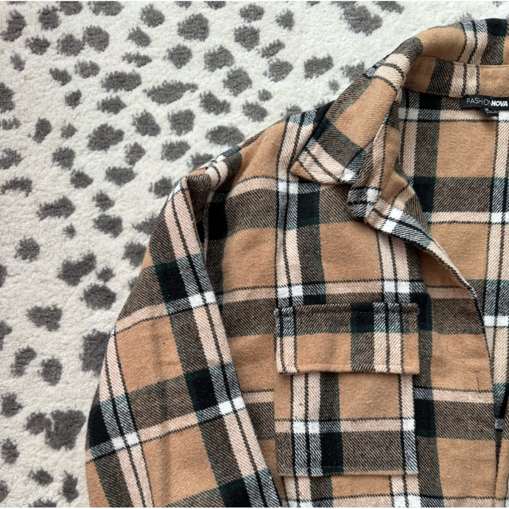 Women’s Fashion Nova Shacket - Plaid - Size M